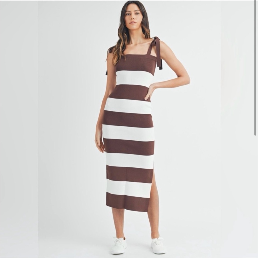 ⭐️⭐️Brown and White Sheath Midi Dress with Slit. Mabel by Anthropologie